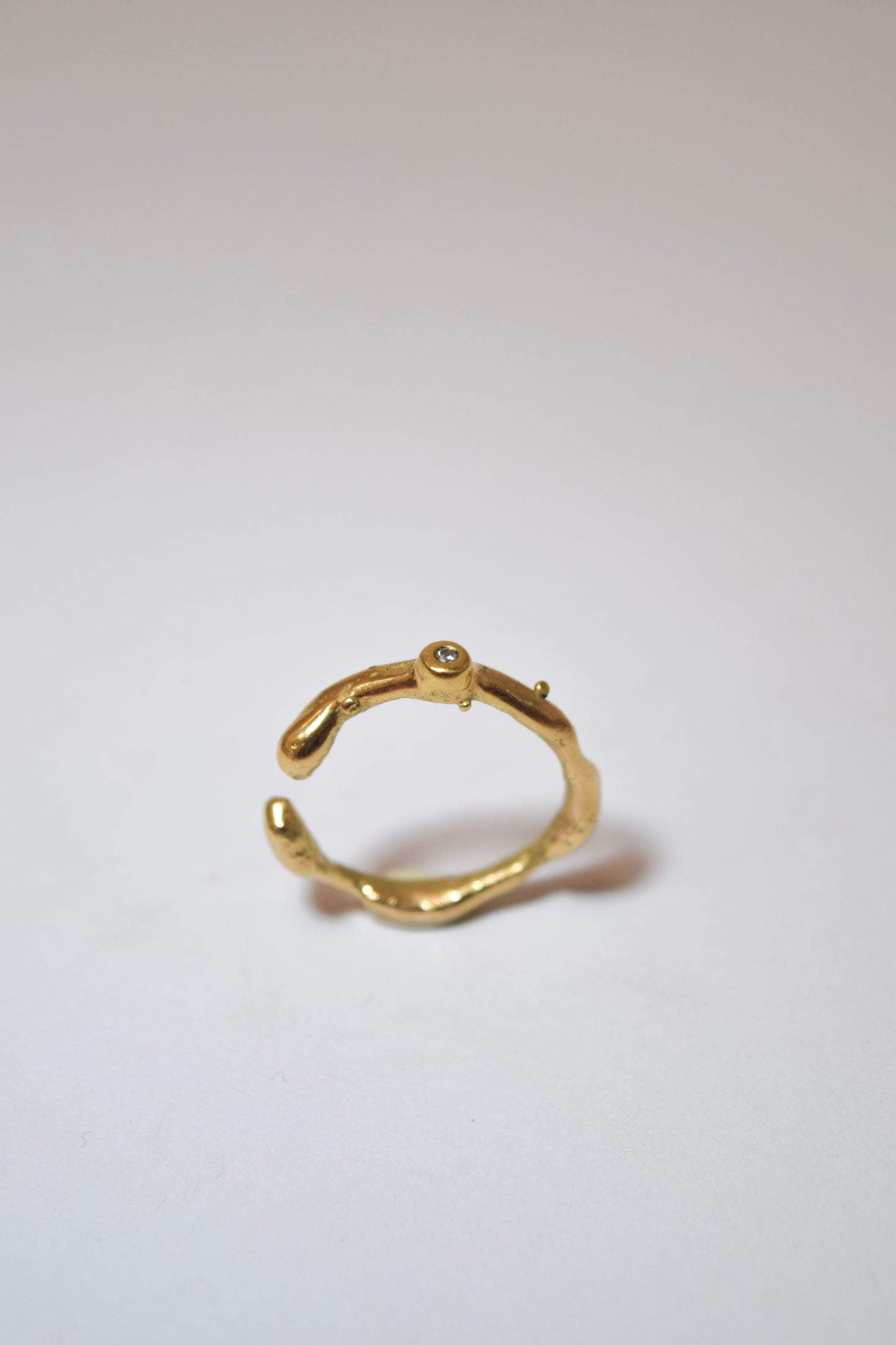 Ring with diamond