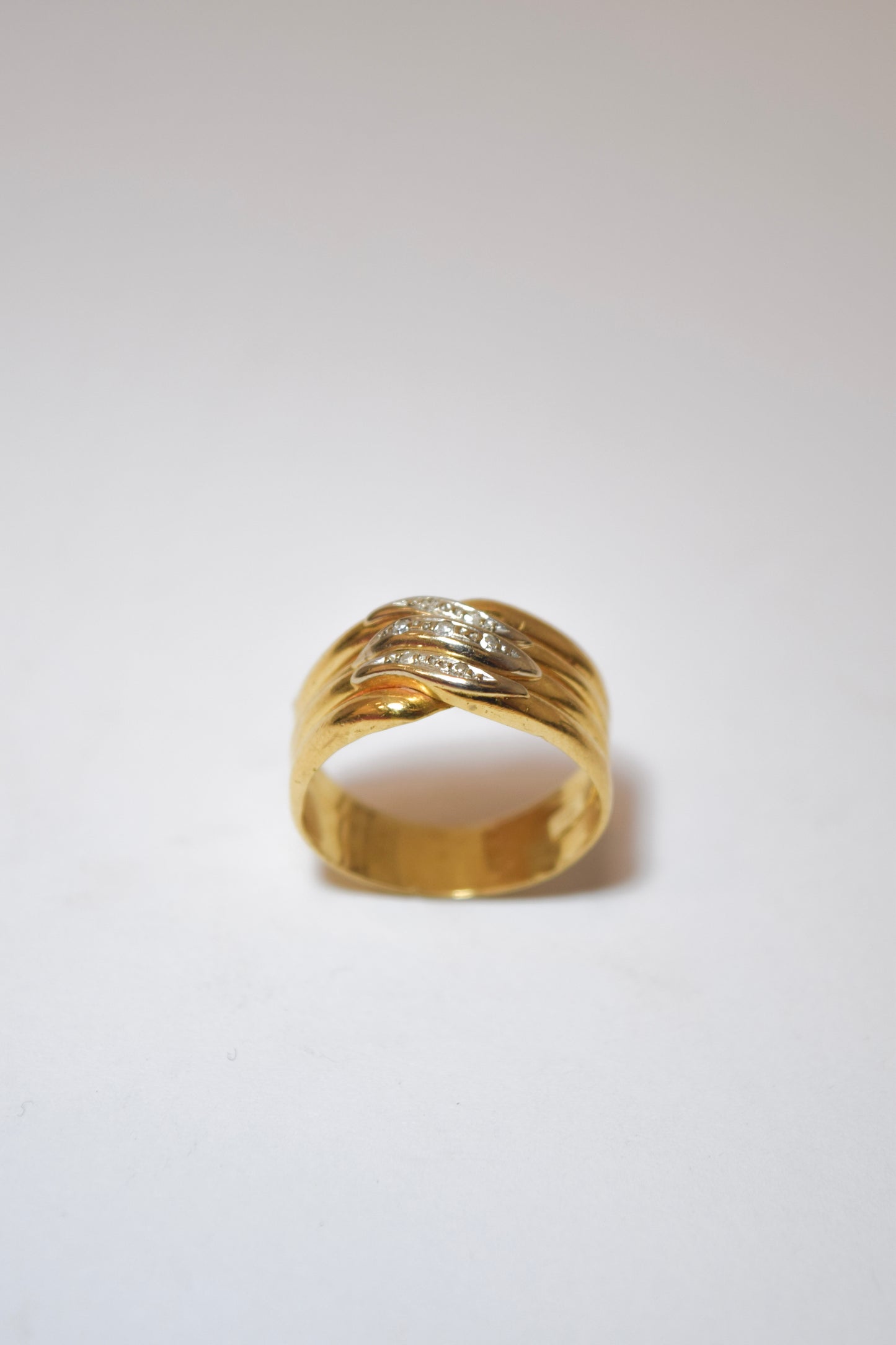 Ring with diamond