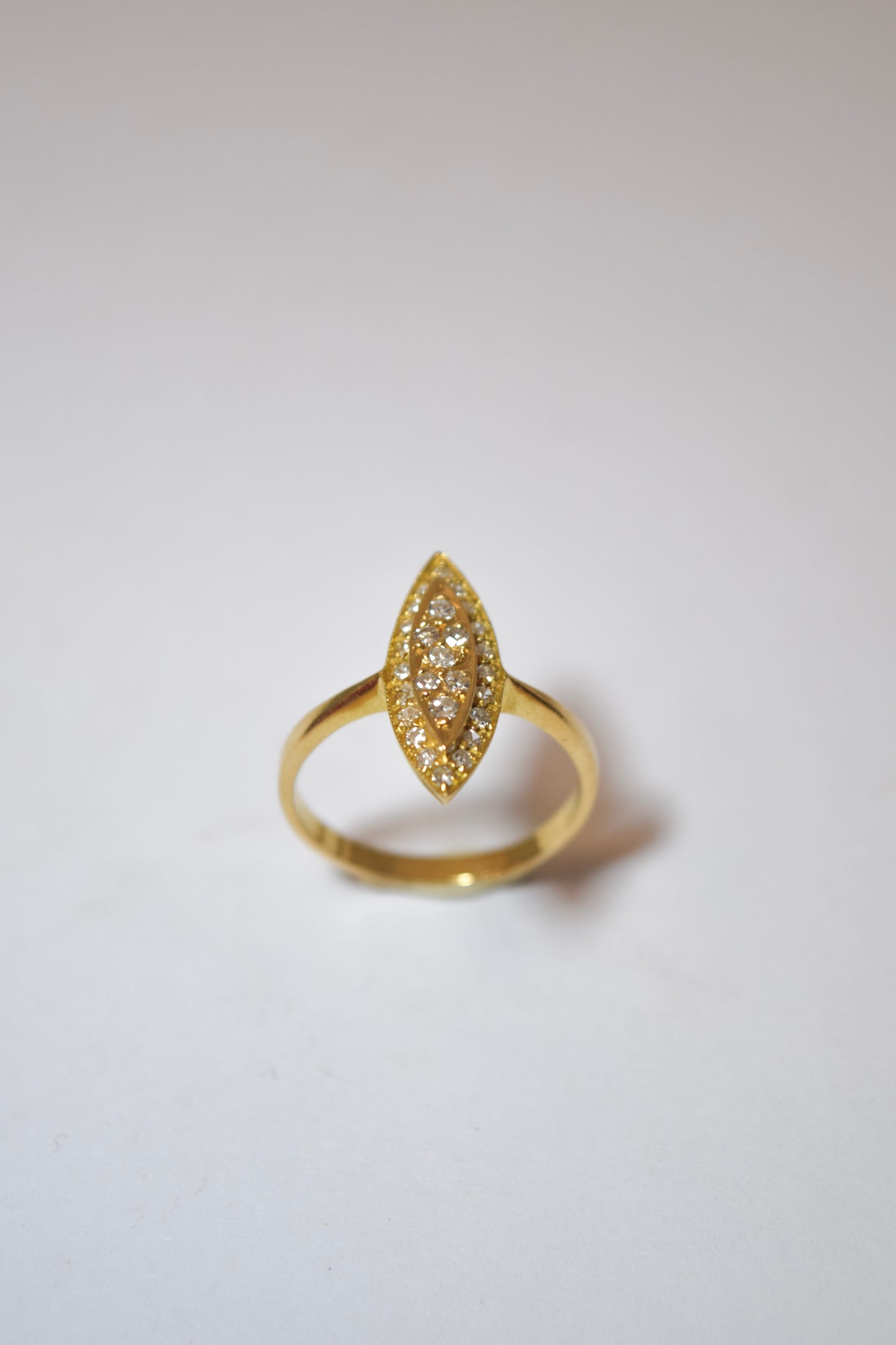 Ring with diamond